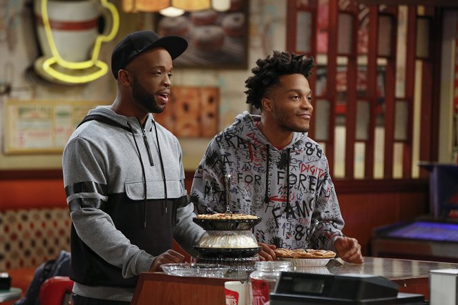Superior Donuts - Secrets and Spies - Film - Jermaine Fowler