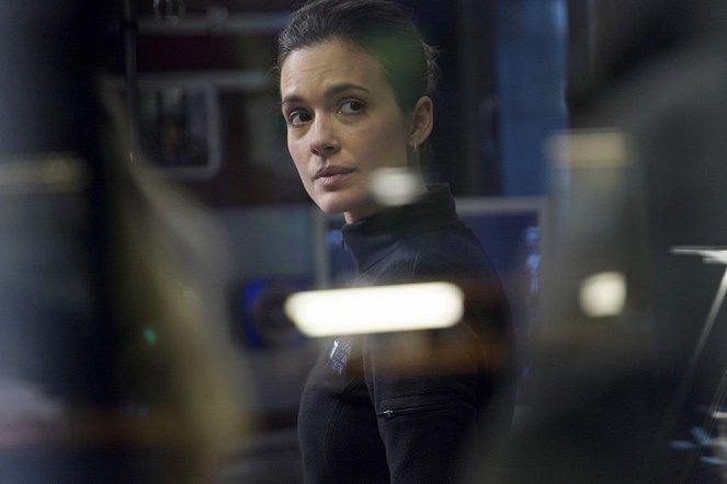 Chicago Med - Tell Me the Truth - Photos - Torrey DeVitto