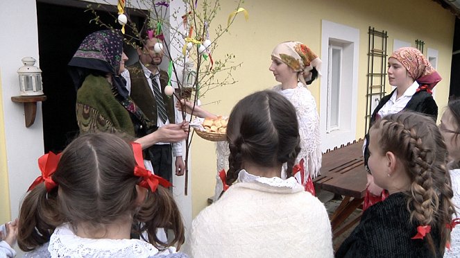 Naše tradice - Velikonoce a Smrtná neděle - De la película