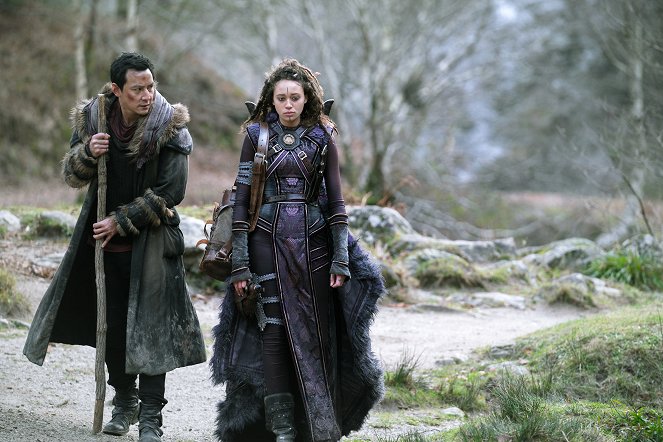 Into the Badlands - Chapter XXVII: The Boar and the Butterfly - Filmfotos - Daniel Wu Yin-cho, Ella-Rae Smith