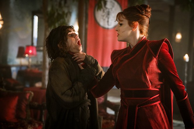 Into the Badlands - Chapter XXVI: Raven's Feather, Phoenix Blood - Do filme - Ally Ioannides, Emily Beecham