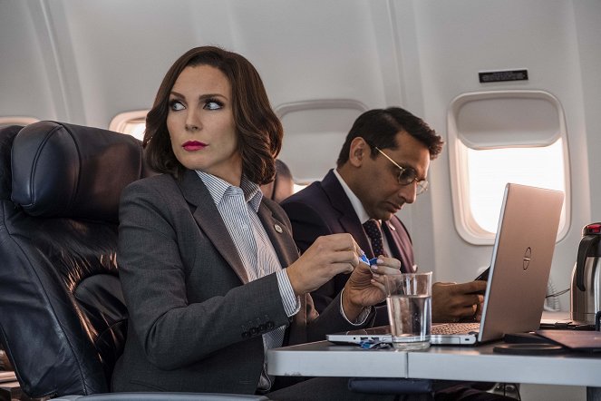 Seduz-me se és Capaz - Do filme - June Diane Raphael, Ravi Patel