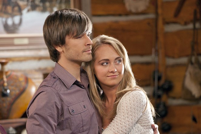 Heartland - Season 5 - What's in a Name? - Photos - Amber Marshall