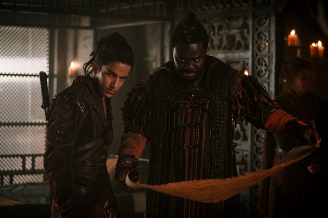 Into the Badlands - Chapter XXVIII: Cobra Fang, Panther Claw - Filmfotos - Aramis Knight, Babou Ceesay