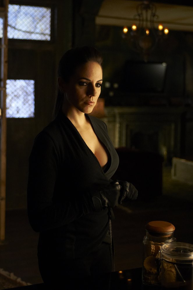 Lost Girl - Confaegion - Photos - Anna Silk