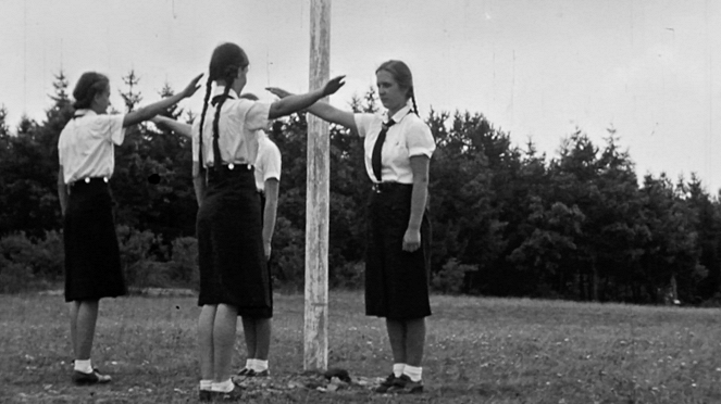 Women of the Third Reich - Photos