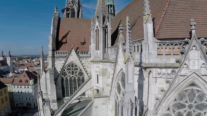 Aus himmlischen Höhen: Dom zu Regensburg - Neue Blickwinkel in bayerischen Kathedralen - Film