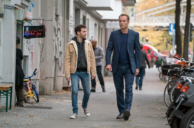 Tatort - Der gute Weg - Z filmu - Jonas Hämmerle, Mark Waschke