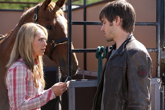 Heartland - Paradies für Pferde - Season 5 - Pakt mit dem Teufel - Filmfotos - Amber Marshall