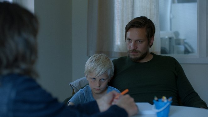Åsa Larssons Rebecka Martinsson - Season 1 - Till offer åt Molok, del 1 - Filmfotók - Jakob Öhrman