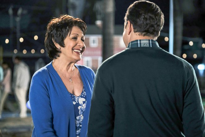 Jane the Virgin - Chapter Fifty-Nine - Photos - Ivonne Coll