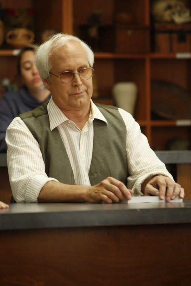 Community - Anthropology 101 - Photos - Chevy Chase