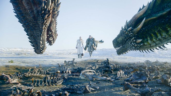 Game Of Thrones - Winterfell - Filmfotos - Emilia Clarke, Kit Harington
