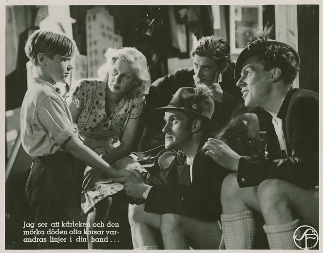 Eva - Lobby Cards