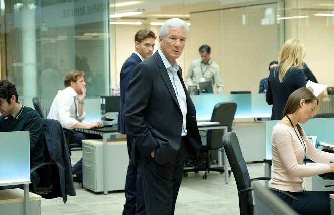 MotherFatherSon - Episode 1 - Film - Billy Howle, Richard Gere