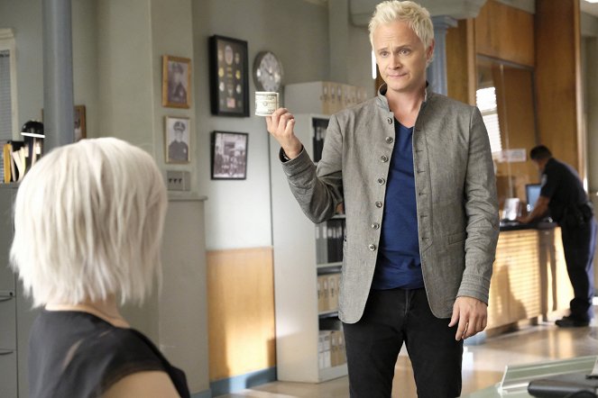 iZombie - Season 5 - Muerte de matón - De la película - David Anders