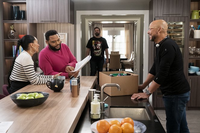 Black-ish - Season 5 - Andre Johnson: Good Person - Making of - Tracee Ellis Ross, Anthony Anderson