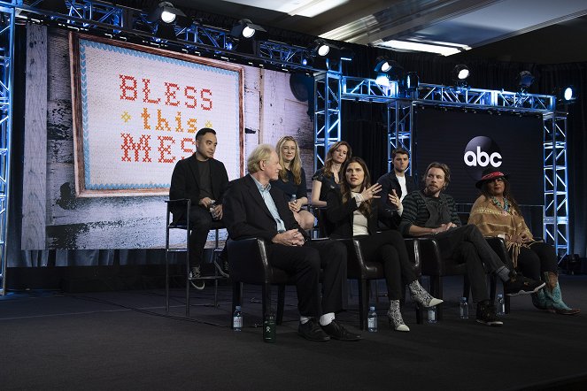 Bless This Mess - Evenementen - “Bless This Mess” Session – The cast and executive producers of ABC’s “Bless This Mess” addressed the press at the 2019 TCA Winter Press Tour, at The Langham Huntington, in Pasadena, California