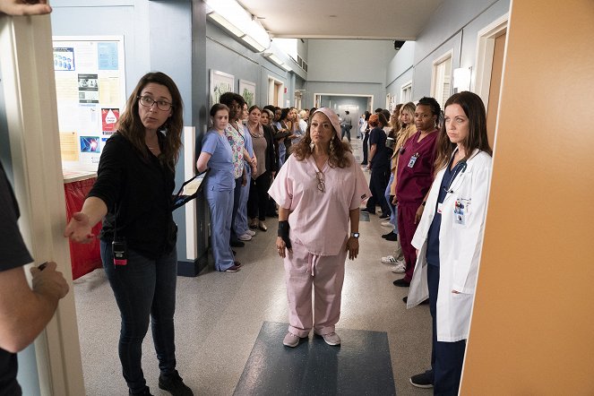 Grey's Anatomy - Die jungen Ärzte - Stumme Schreie - Dreharbeiten - Debbie Allen