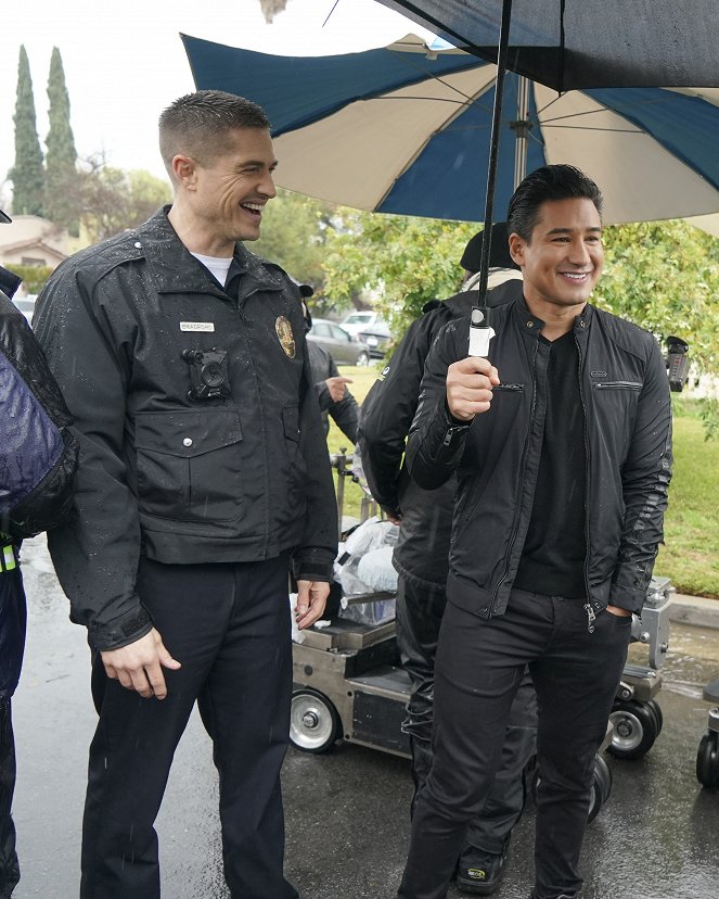 The Rookie - Greenlight - Making of - Eric Winter, Mario Lopez