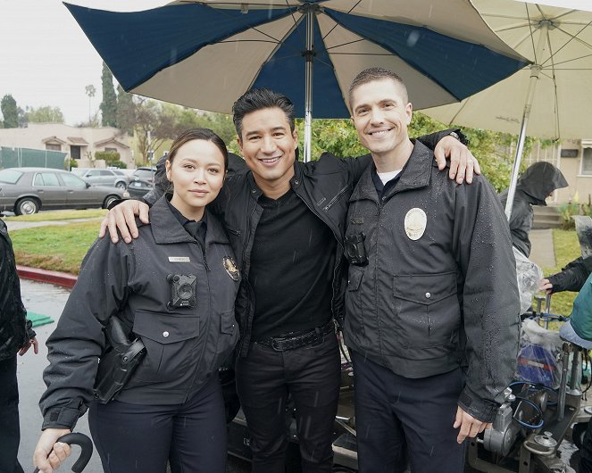 The Rookie - Greenlight - Making of - Melissa O'Neil, Mario Lopez, Eric Winter