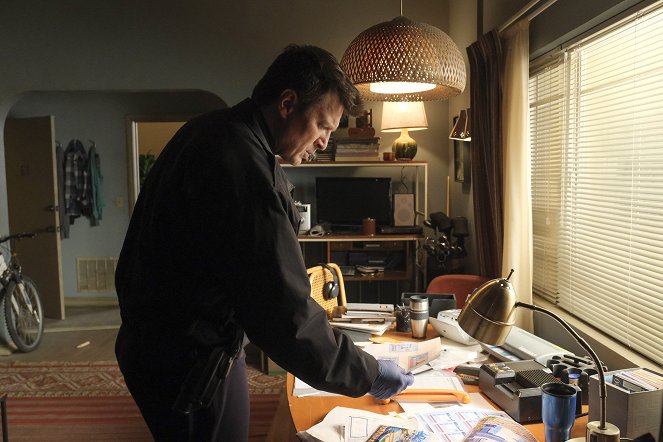 The Rookie - Free Fall - Photos - Nathan Fillion