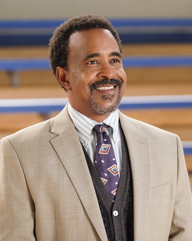 Schooled - Glascott Mascot - Van film - Tim Meadows