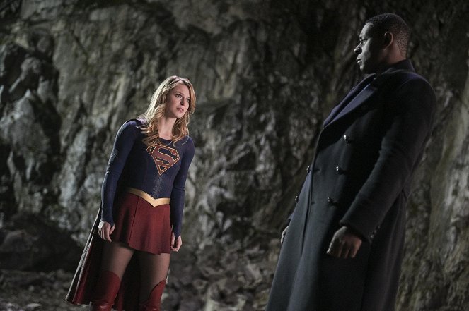 Supergirl - Season 4 - Photos - Melissa Benoist, David Harewood