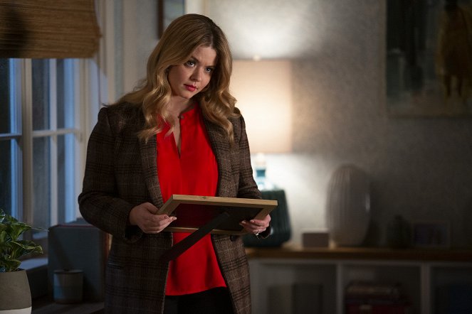 Pretty Little Liars: The Perfectionists - The Ghost Sonata - Photos - Sasha Pieterse