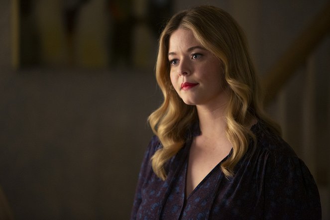 Pretty Little Liars: The Perfectionists - The Patchwork Girl - Film - Sasha Pieterse