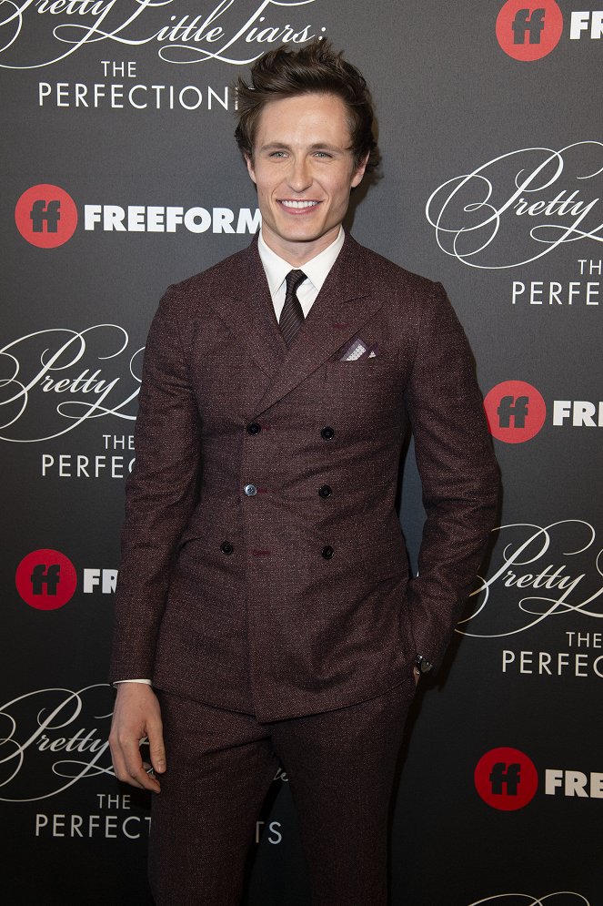 Pretty Little Liars: The Perfectionists - Tapahtumista - Cast and crew of Freeform’s new original series “Pretty Little Liars: The Perfectionists” celebrated the series premiere with a screening and immersive event in Hollywood