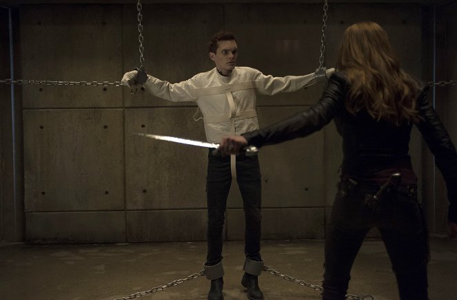Shadowhunters: The Mortal Instruments - The Beast Within - Photos