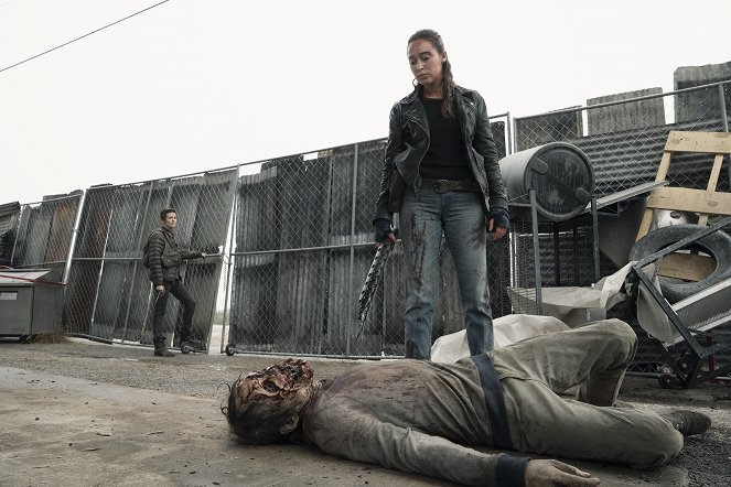 Fear the Walking Dead - Season 5 - Chcemy pomóc - Z filmu - Alycia Debnam-Carey