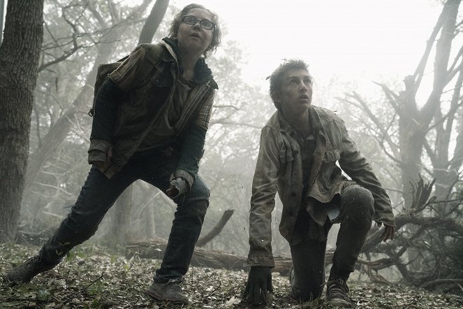 Fear the Walking Dead - Season 5 - Here to Help - Photos - Cooper Dodson, Ethan Suess