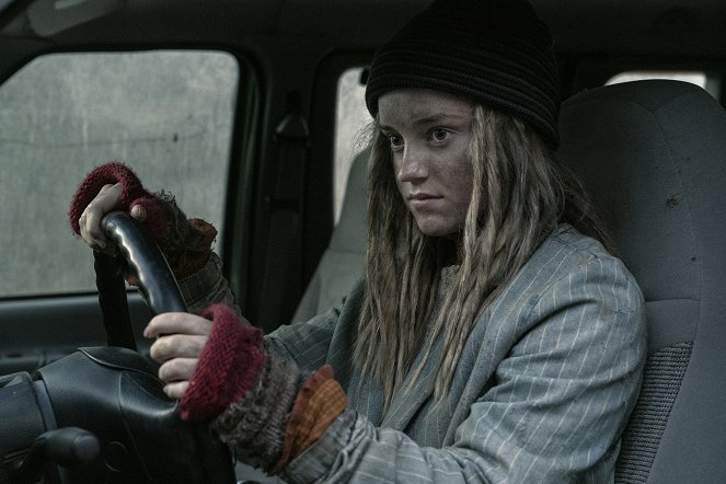Fear the Walking Dead - Season 5 - Itt a segítség - Filmfotók - Bailey Gavulic