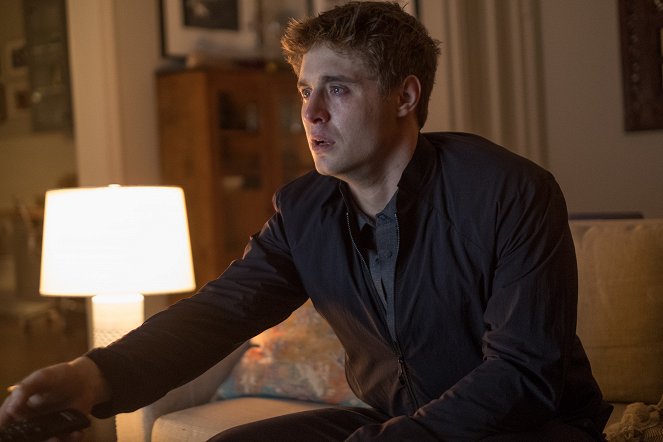 Condor - The Solution to All Problems - Van film - Max Irons