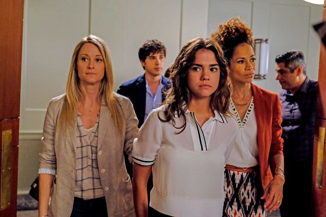 The Fosters - Season 3 - Lucky - Z filmu - Teri Polo, David Lambert, Maia Mitchell, Sherri Saum