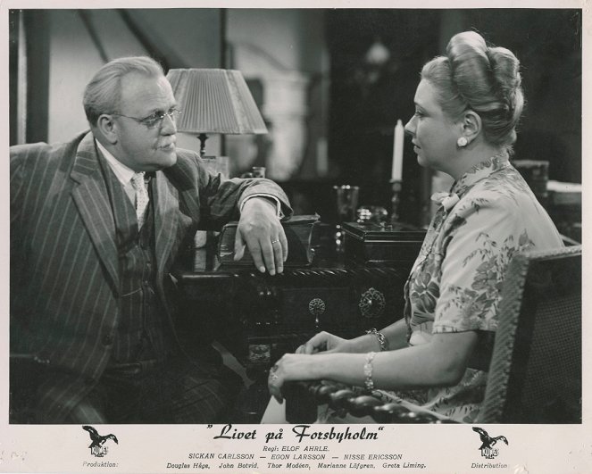 Life at Forsbyholm Manor - Lobby Cards - Douglas Håge, Marianne Löfgren