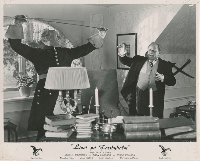 Life at Forsbyholm Manor - Lobby Cards - Thor Modéen, Douglas Håge