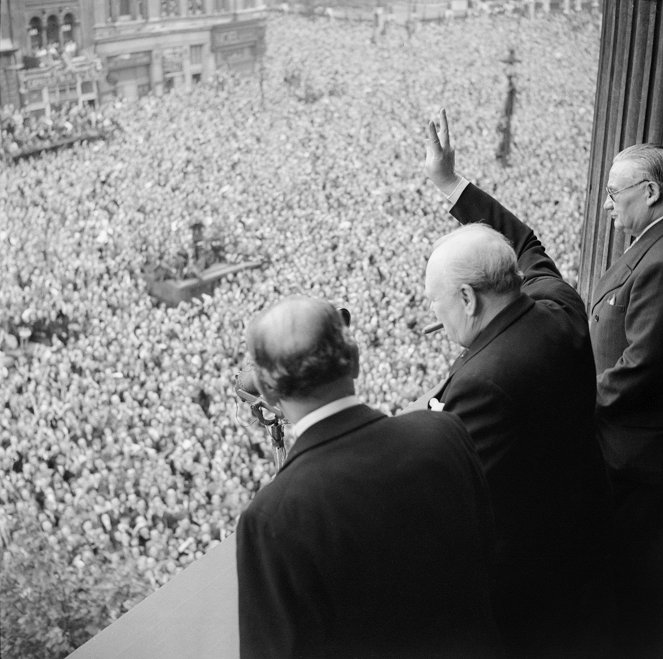 Turning Point - Photos - Winston Churchill