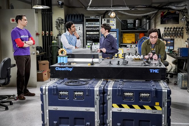 The Big Bang Theory - Die Bewegungsmelder-Belästigung - Filmfotos - Jim Parsons, Kunal Nayyar, Simon Helberg, Johnny Galecki