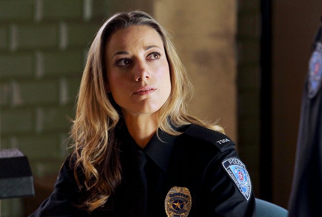 Lost Girl - The Ceremony - Photos - Zoie Palmer