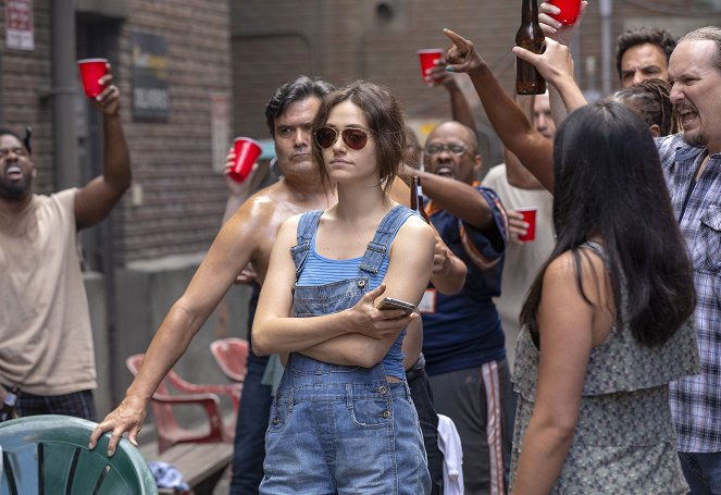 Shameless - Season 9 - You'll Know the Bottom When You Hit It - Photos - Emmy Rossum