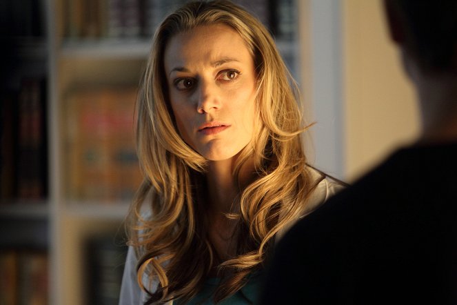 Lost Girl - Those Who Wander - Van film - Zoie Palmer