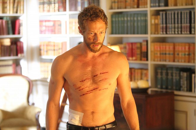 Lost Girl - Those Who Wander - Film - Kris Holden-Ried