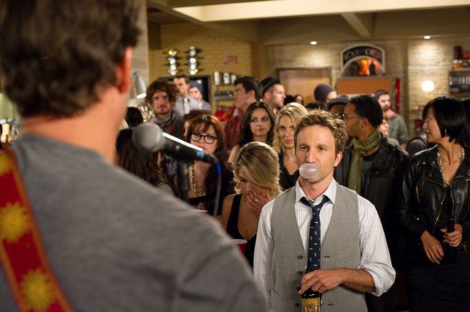 Franklin & Bash - Season 2 - For Those About to Rock - Photos - Breckin Meyer