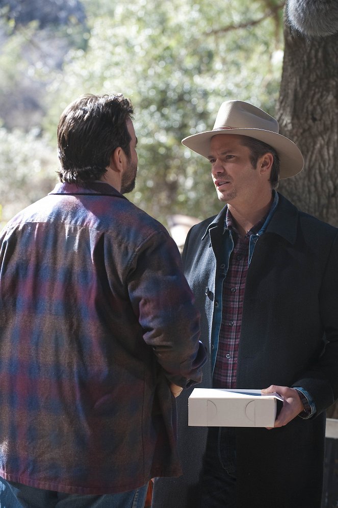 Justified - Season 2 - For Blood or Money - Photos - Timothy Olyphant