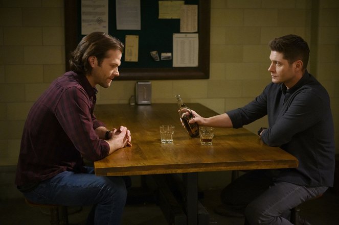 Supernatural - Jack in der Kiste - Filmfotos - Jared Padalecki, Jensen Ackles