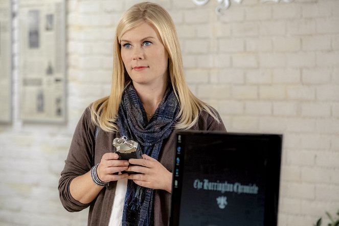 The Chronicle Mysteries: Recovered - Photos - Alison Sweeney