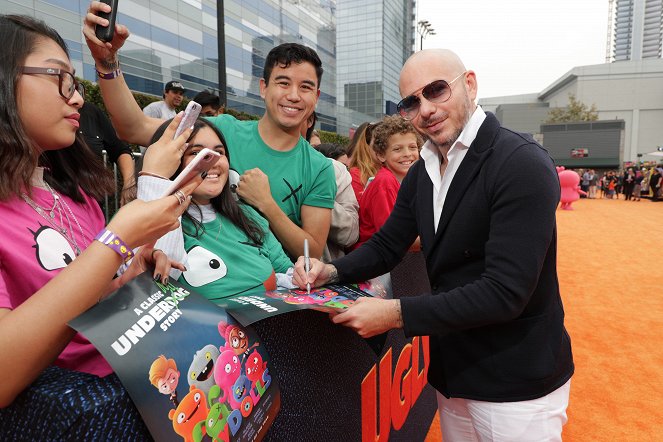 Paskudy. UglyDolls - Z imprez - The World Premiere of UGLYDOLLS at Regal L.A. LIVE: A Barco Innovation Center in Los Angeles, CA on Saturday, April 27, 2019. - Pitbull